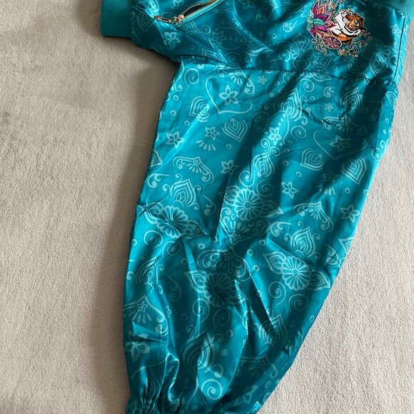 Kids size 9/10, Disney Rajah, from Aladdin “Jasmine” Bomber Jacket - Picture 8 of 12